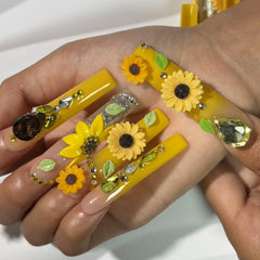 Sunflower Gleam Handmade Nails G044